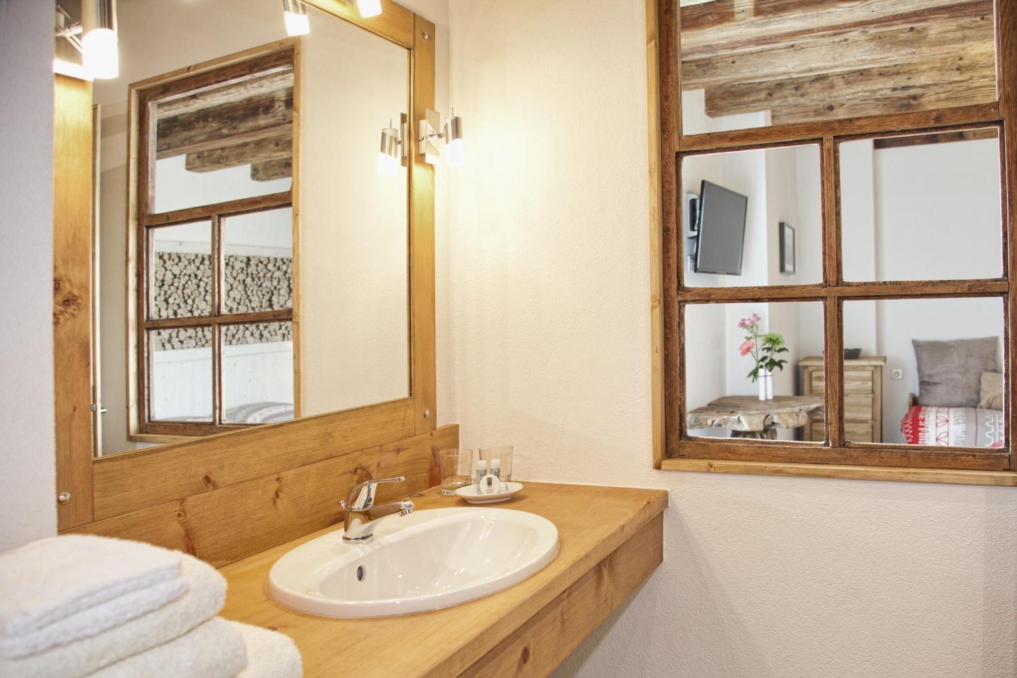 Chambres D'Hotes La Grangelitte Doussard Pokoj fotografie